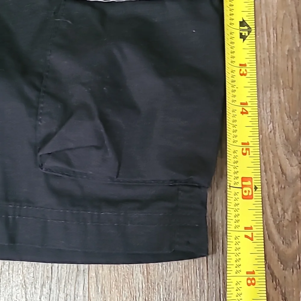 LEVIS YOUTH BOYS BLACK CARGO SHORTS SIZE 8 HUSKY W28_2